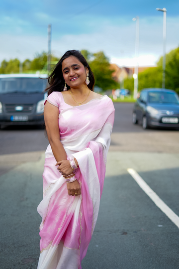A Graceful Pink & White Space Silk Saree💕🤍  with Stone work Detailing