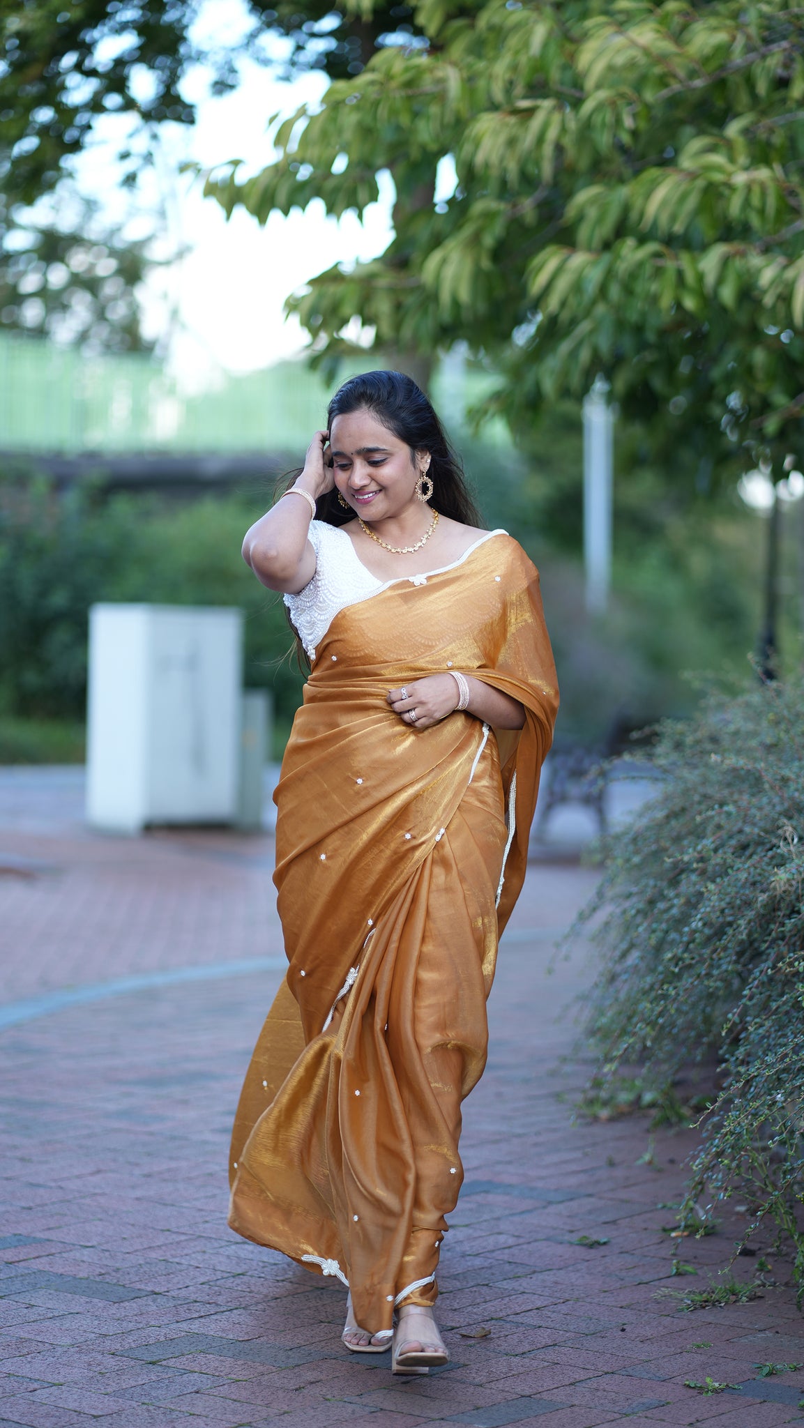 A Golden Mustard Banarasi✨ Silk Saree with White Pearl Work Blouse (STITCHED BlOUSE)