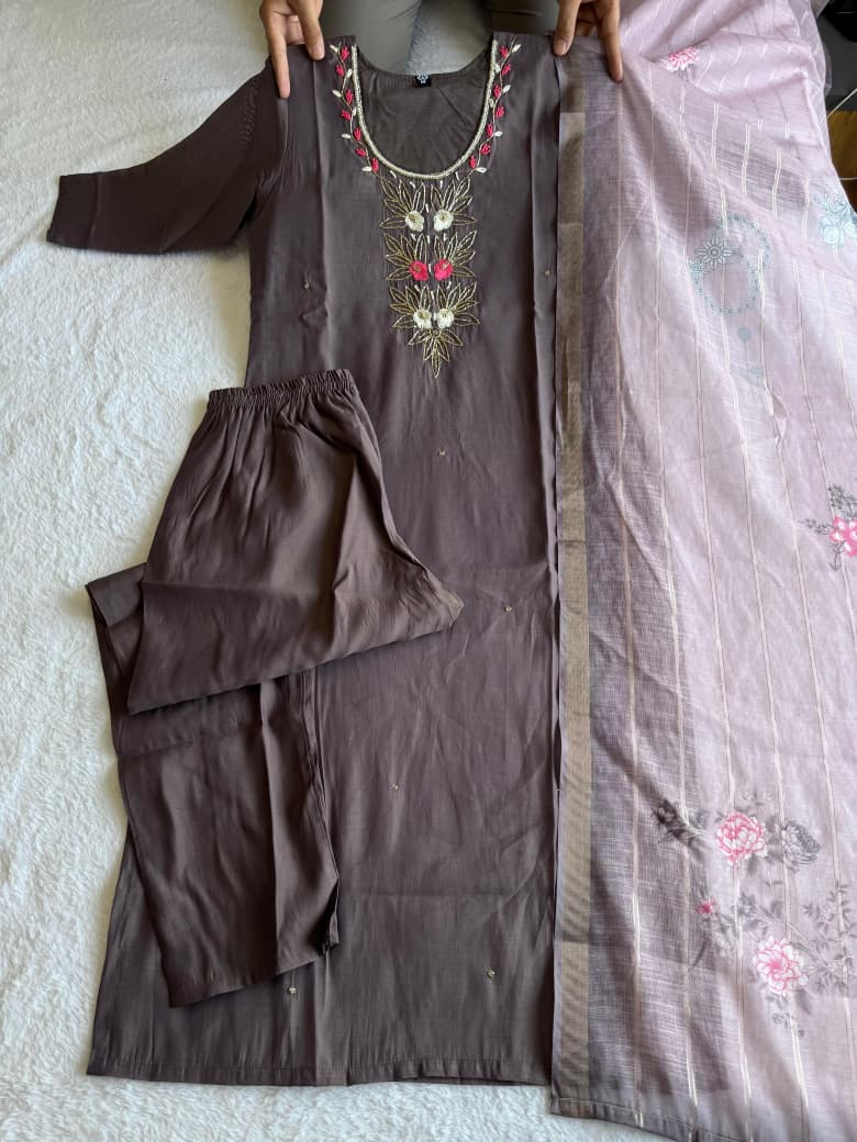 Mul Chanderi Handwork Kurta Pant Dupatta Set