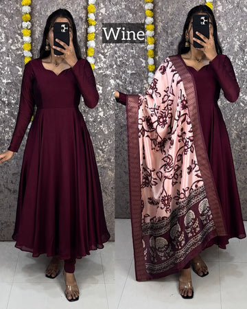Blooming vichithra silk With Mayura silk Dupatta